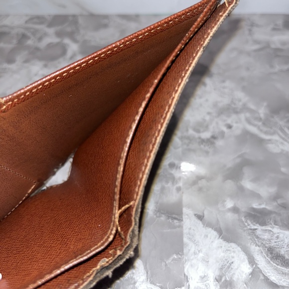 Louis Vuitton monogram brown bifold wallet - Picture 5 of 10